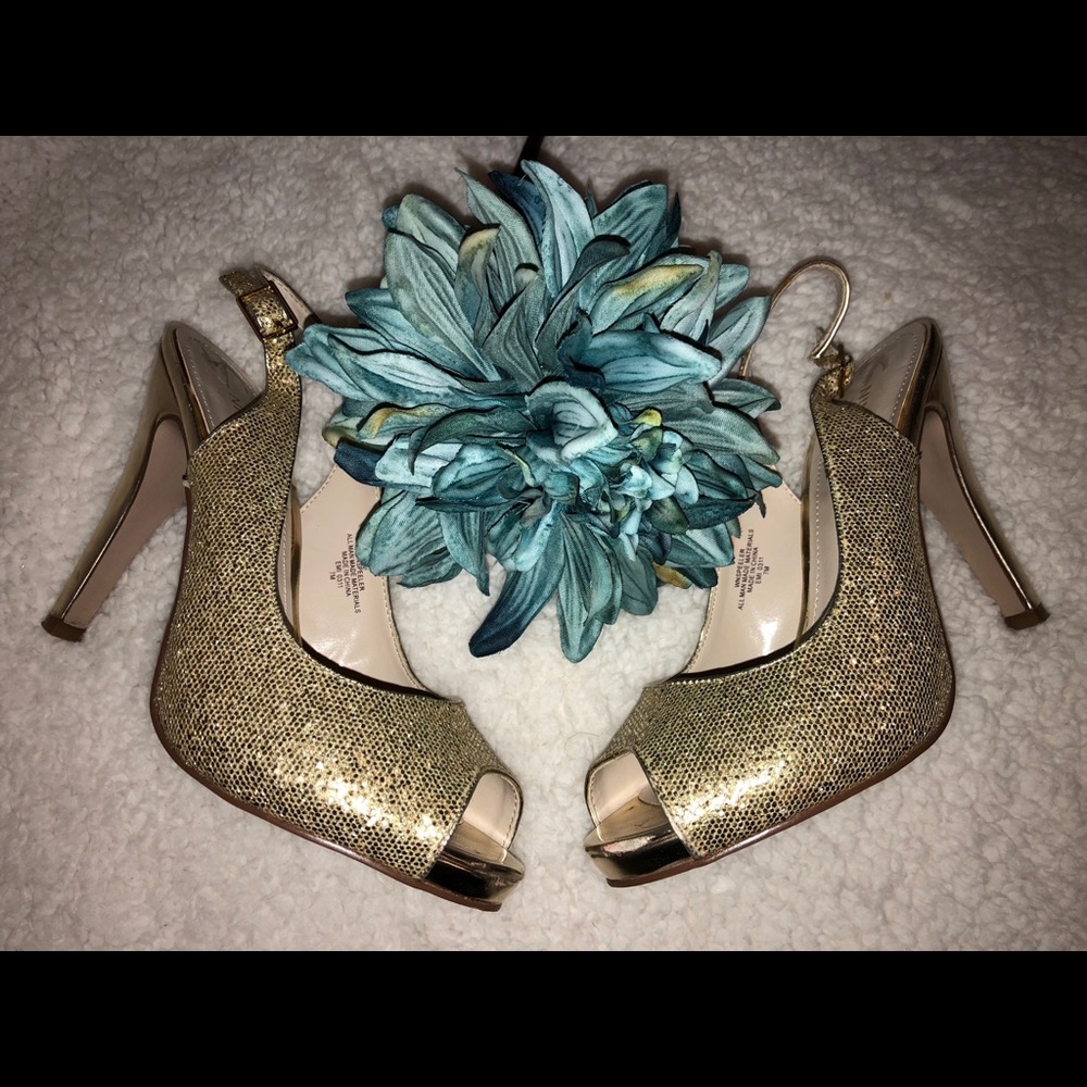 Nine West Speeler Gold sparkle heels